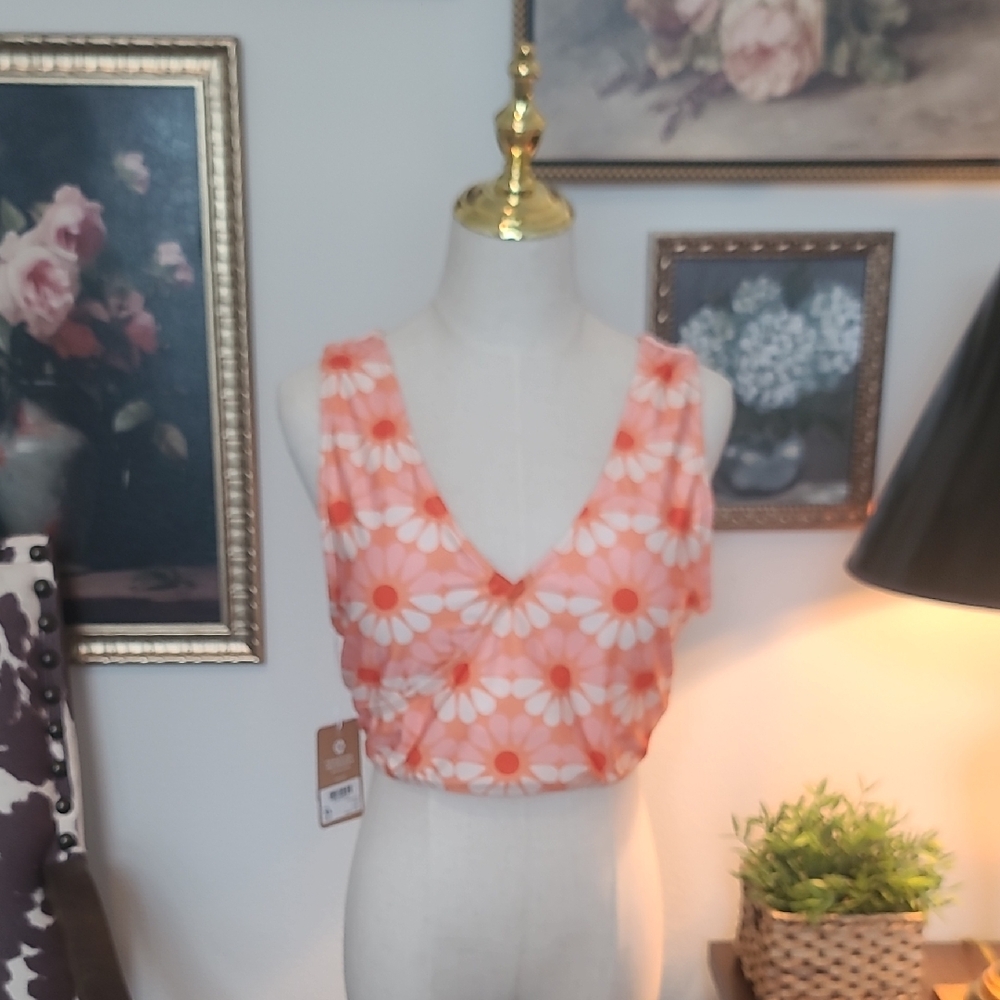 Floral V-Neck Bikini Top in Coral Daisy - Unknown Brand